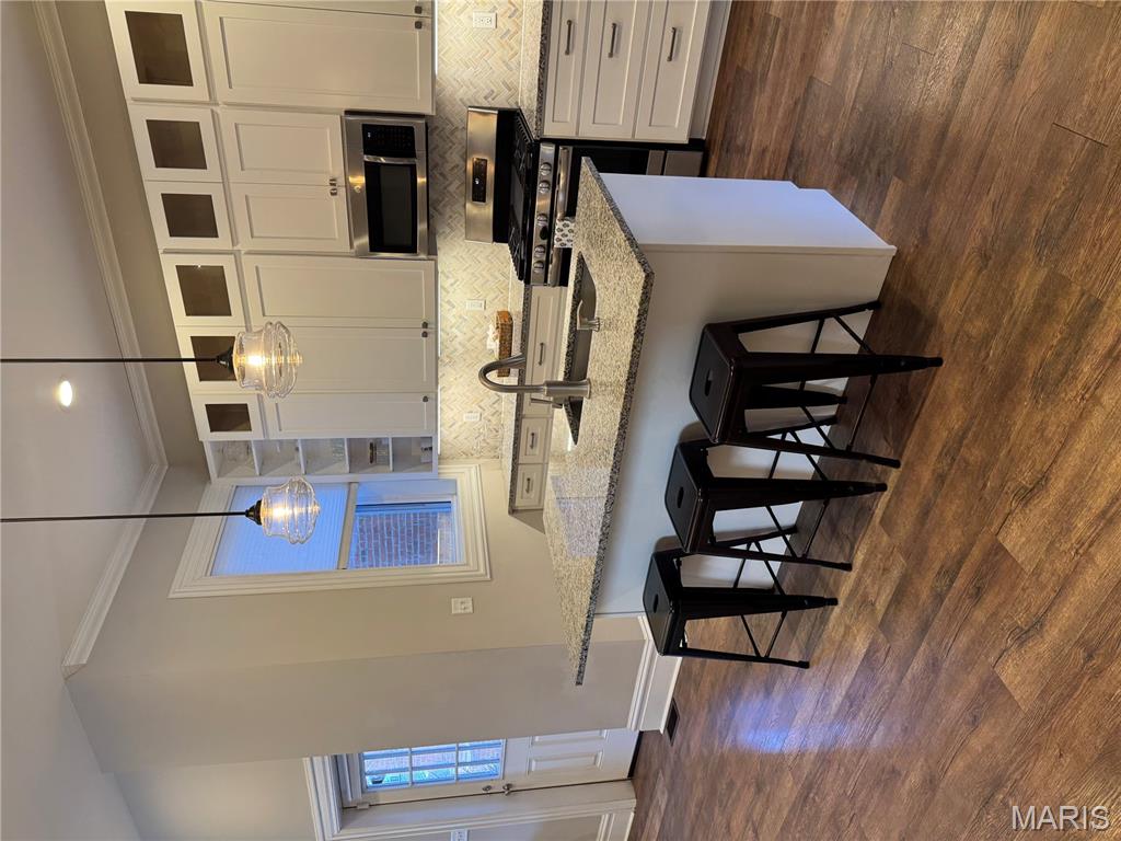 2010 Oregon Avenue St. Louis, MO 63104 - Photo 9 of 39