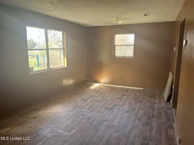 $50,000 | 165 Leon Avenue, Boyle, MS 38730