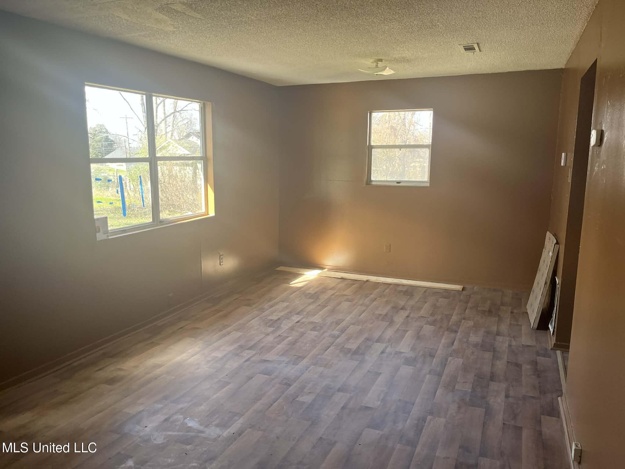 165 Leon Avenue Boyle, MS 38730 - Photo 6 of 17 cfbc835f-f510-462e-971c-7d129f0afbf9