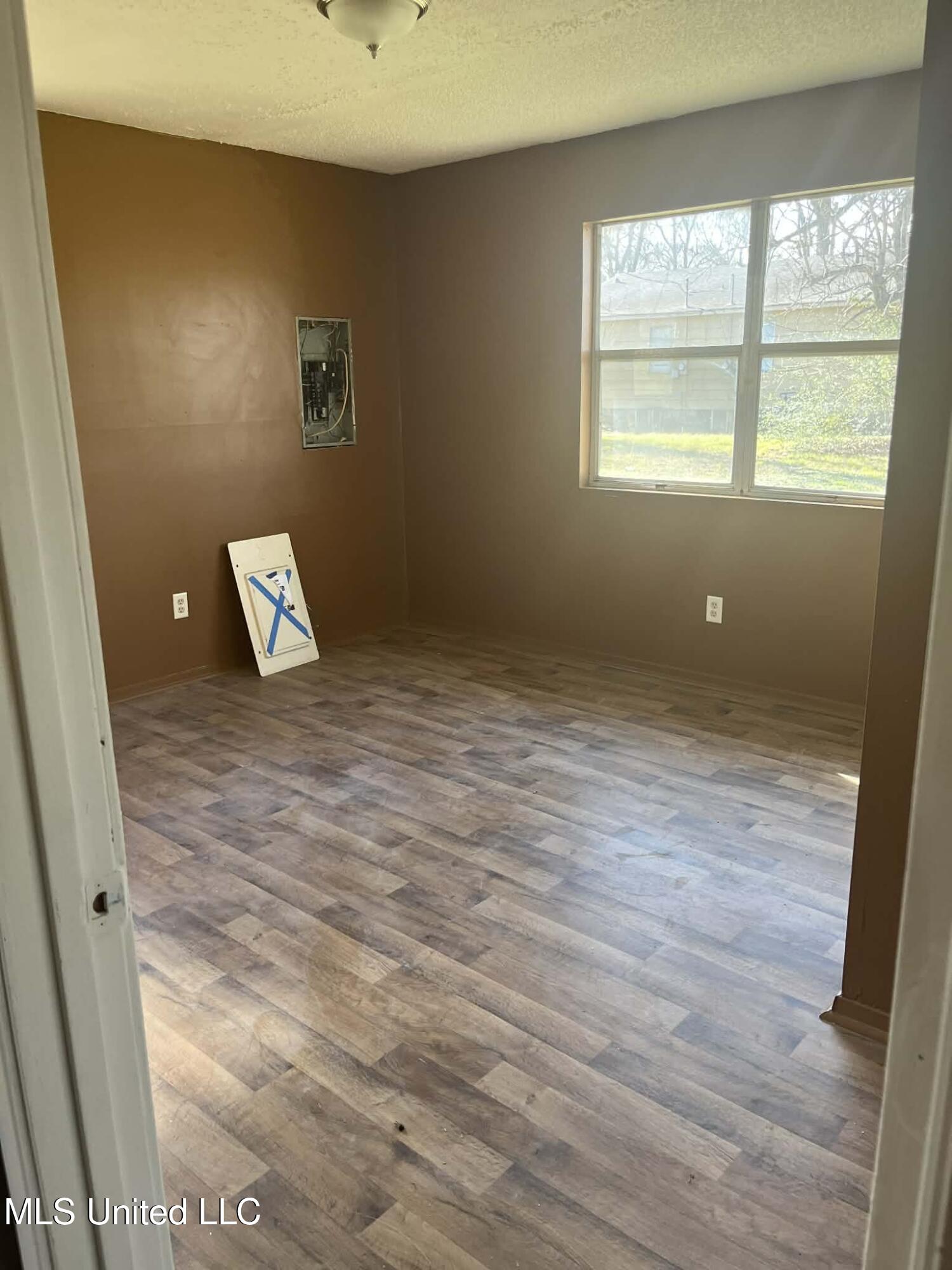 165 Leon Avenue Boyle, MS 38730 - Photo 8 of 17 b71addd8-5183-440b-b89f-70a4ac97a41f