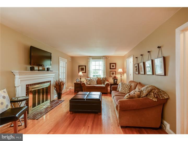 816 Hopkins Road Audubon, NJ 08106 - Photo 5 of 25 Gallery Image 5