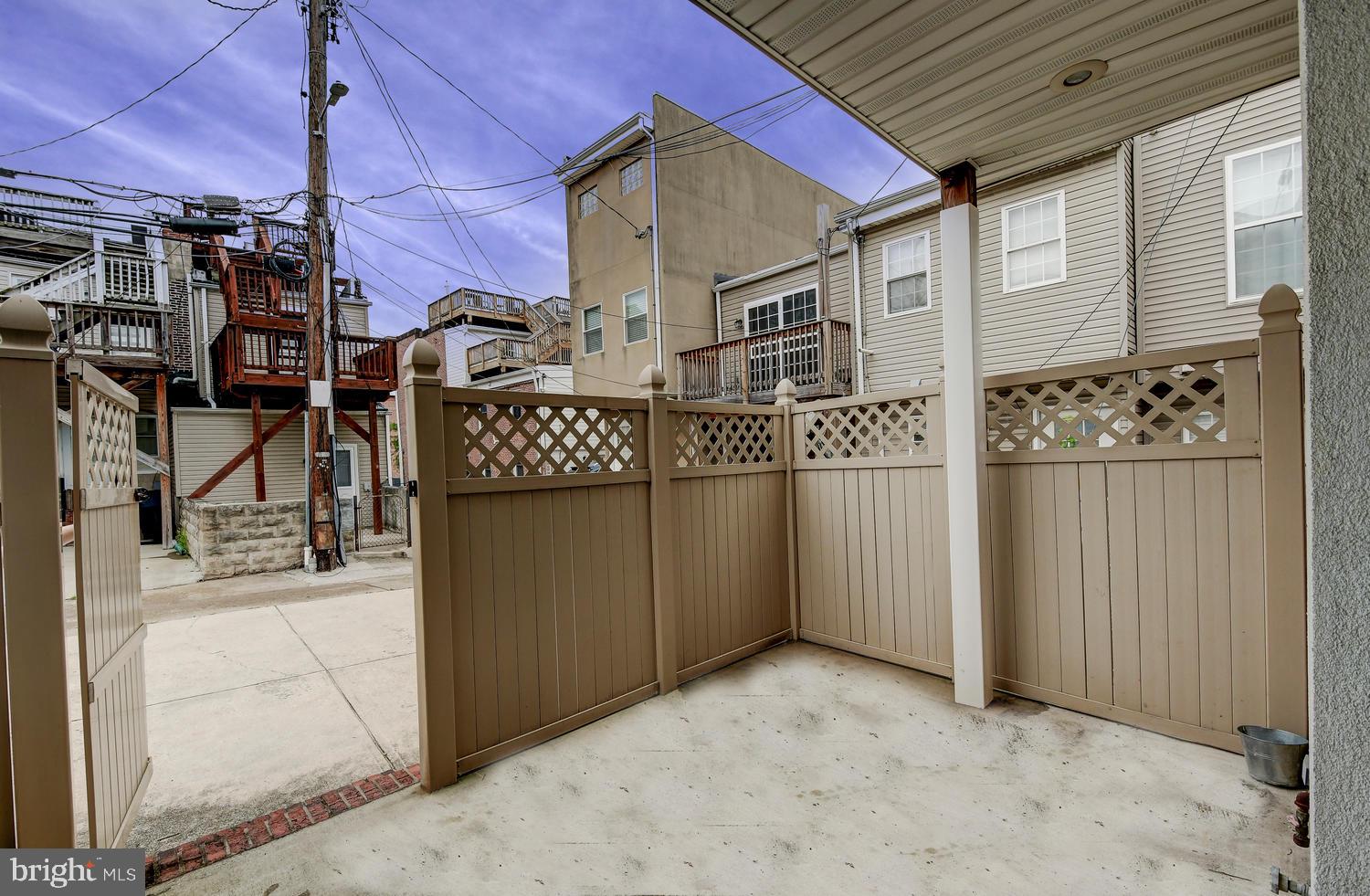 1500 Belt Street Baltimore, MD 21230 - Photo 34 of 39 private back patio