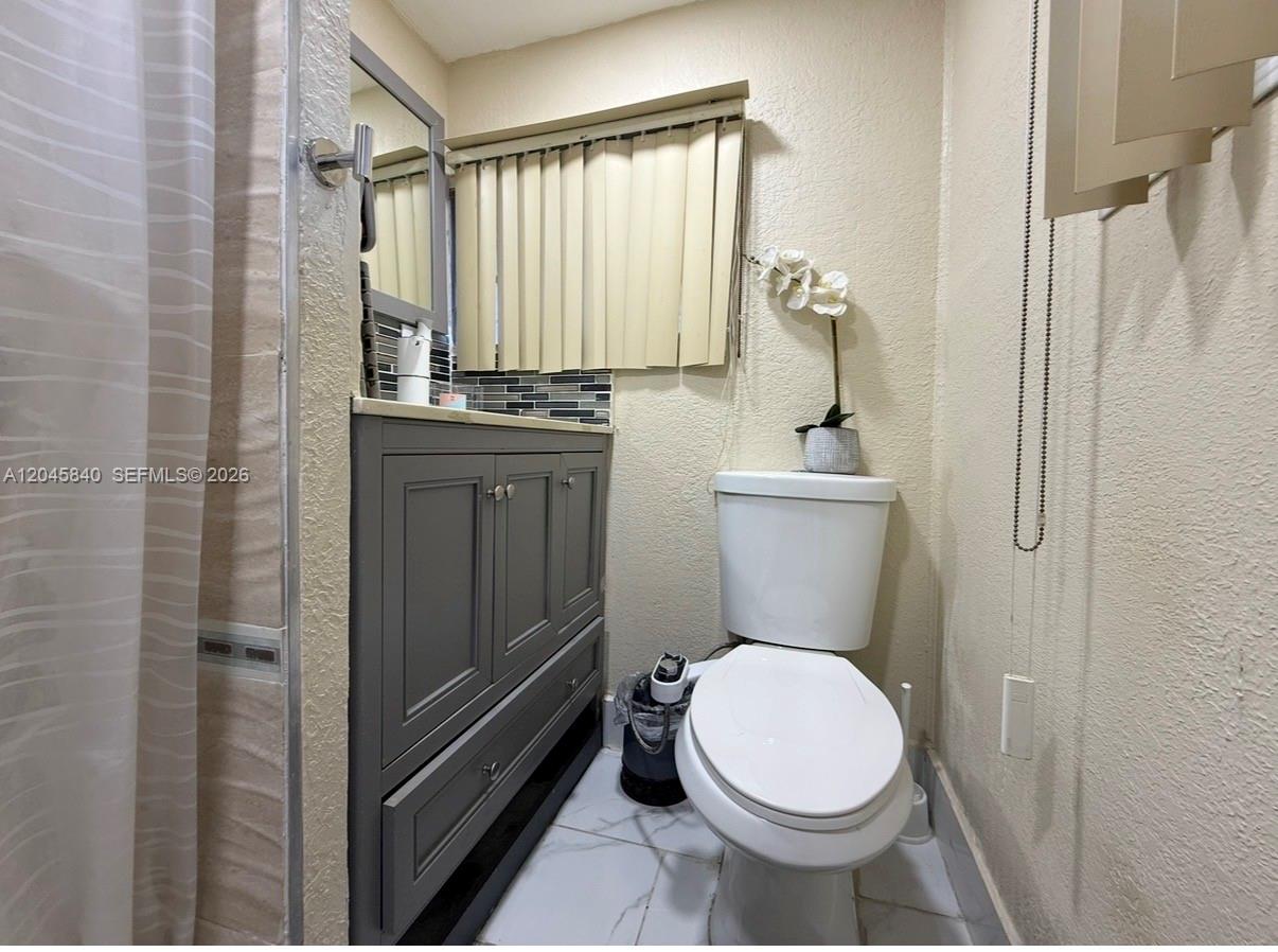 3309 Orange Street Hollywood, FL 33021 - Photo 11 of 12