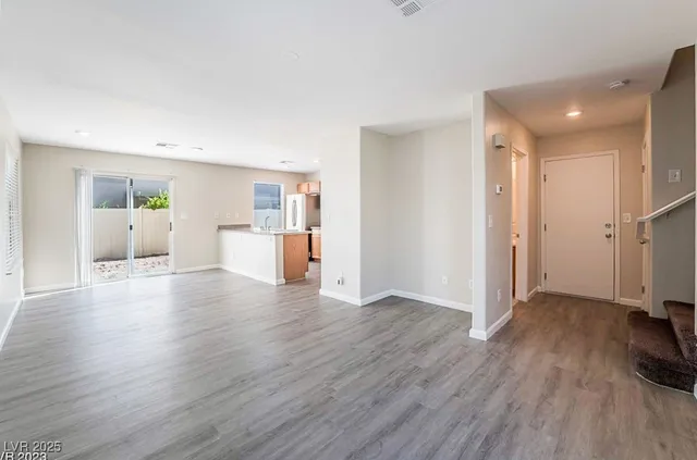 $320,000 | 2082 Pillar Pointe Street, Las Vegas, NV 89115