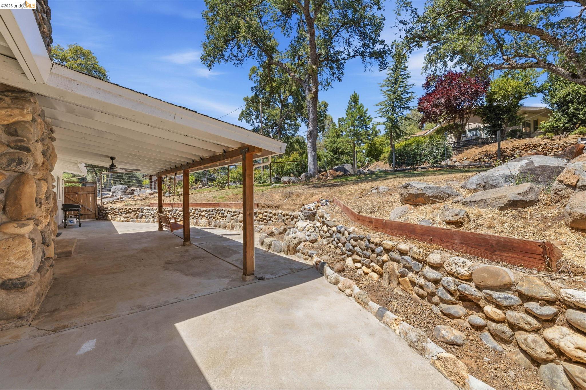 20365 Phoenix Lake Road Sonora, CA 95370 - Photo 21 of 38