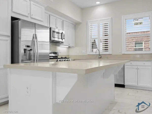 $4,700 | 225 Houret Drive, Milpitas, CA 95035