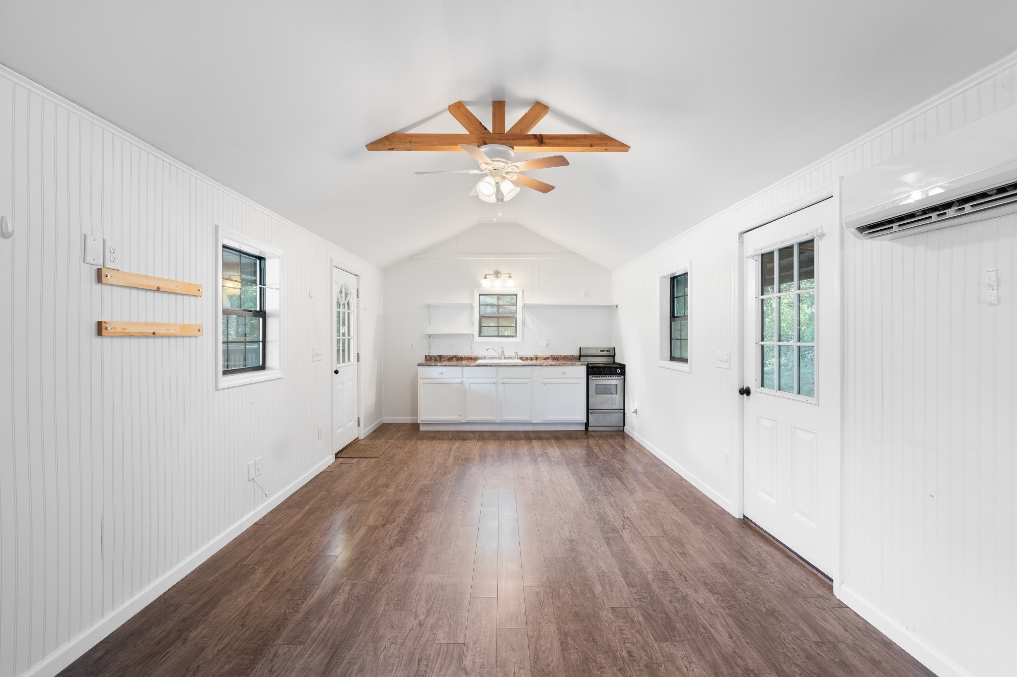 170 Rodeo Drive Columbia, TN 38401 - Photo 38 of 60 a view of a livingroom with a ceiling fan & window