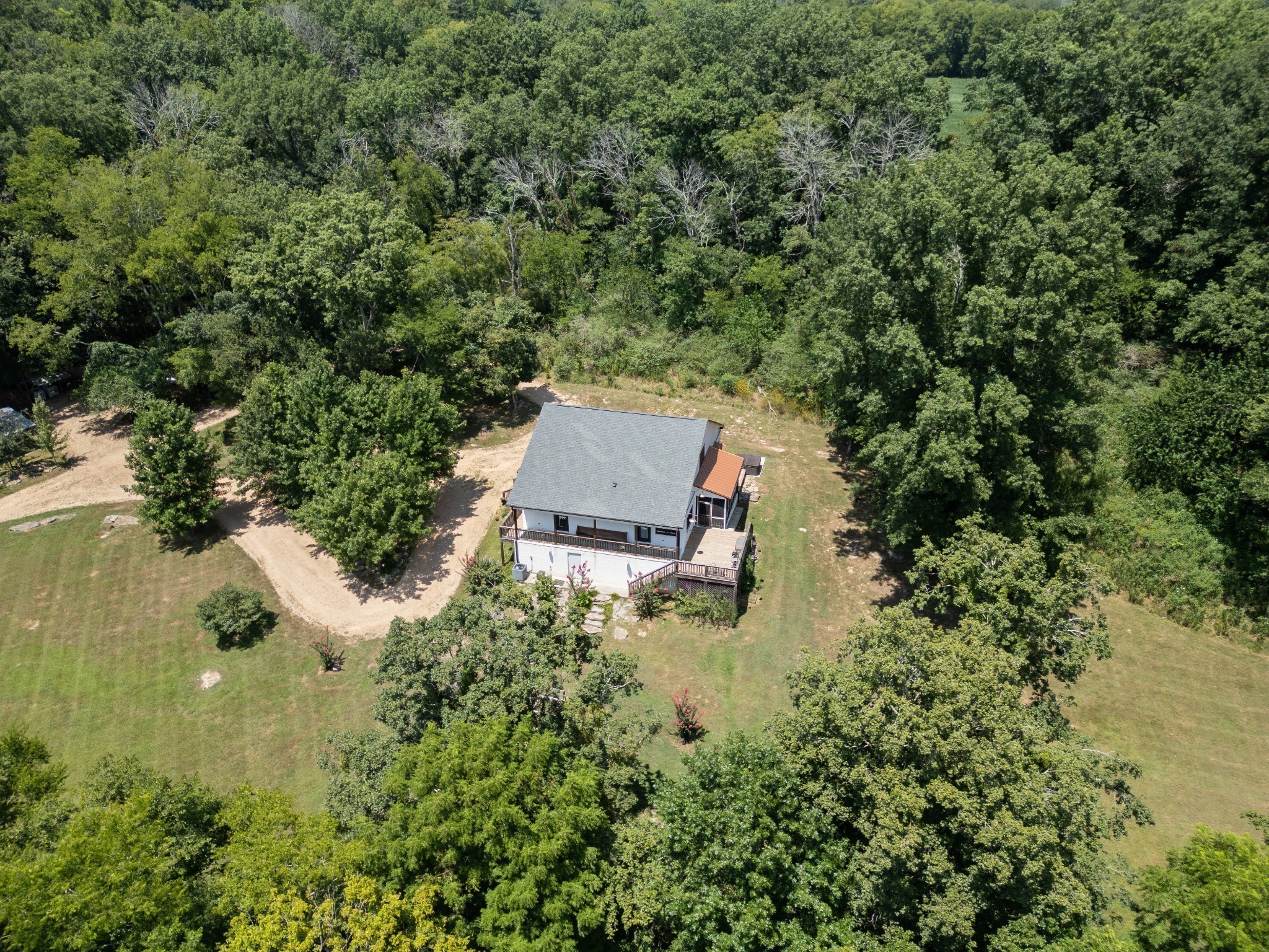 170 Rodeo Drive Columbia, TN 38401 - Photo 44 of 60 an aerial view of a house with a yard and lake view