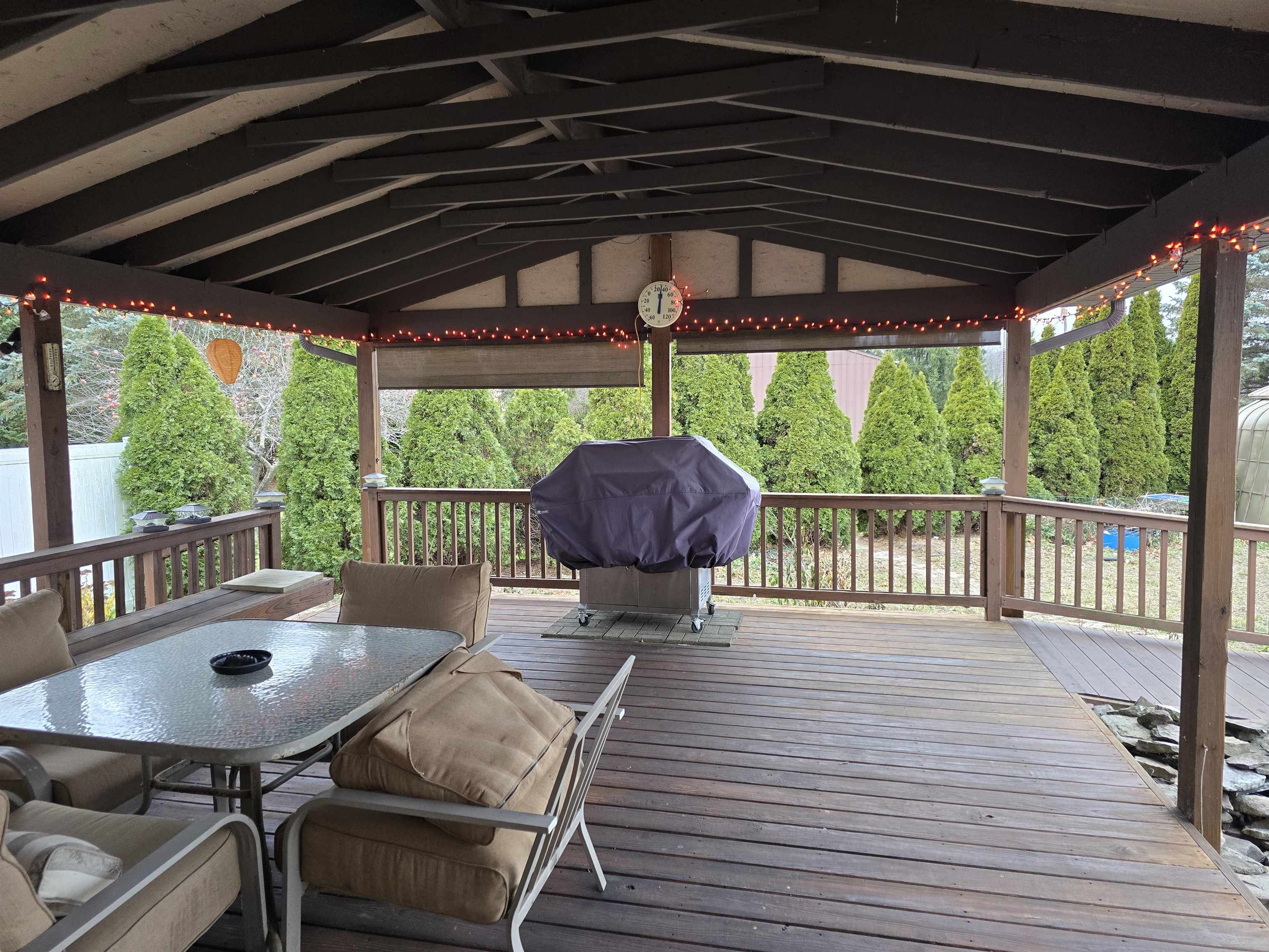 5634 South Huron Road Pinconning, MI 48650 - Photo 3 of 47