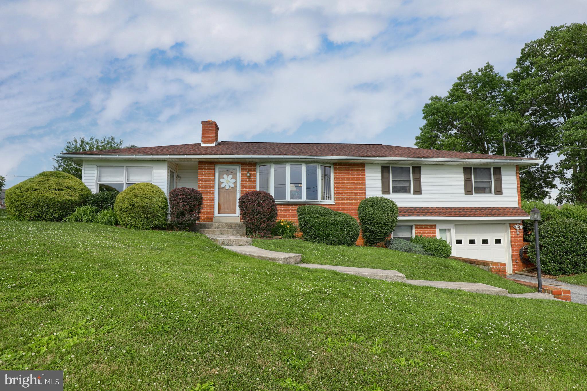 2302 Prescott Road Lebanon, PA 17042 - Photo 7 of 36 Gallery Image 7