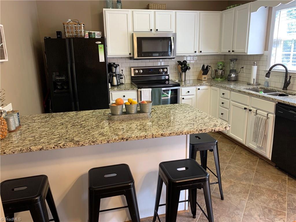 175 South Bridgewater Road Mount Airy, NC 27030 - Photo 7 of 30 Gallery Image 7
