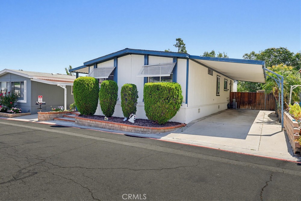 31244 North Lakehills Road Castaic, CA 91384 - Photo 4 of 72 Front