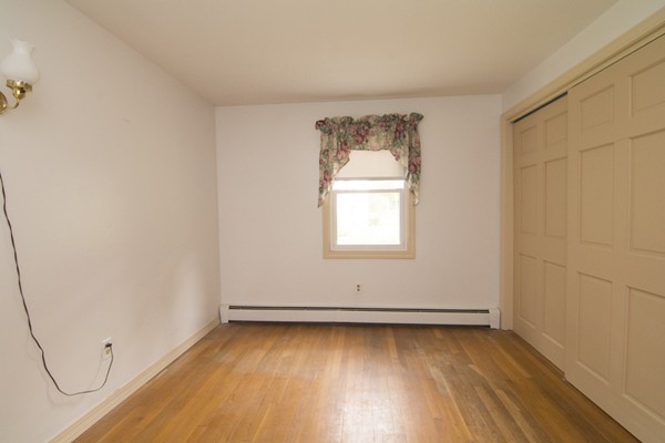 49 Clark Road Sturbridge, MA 01518 - Photo 9 of 14