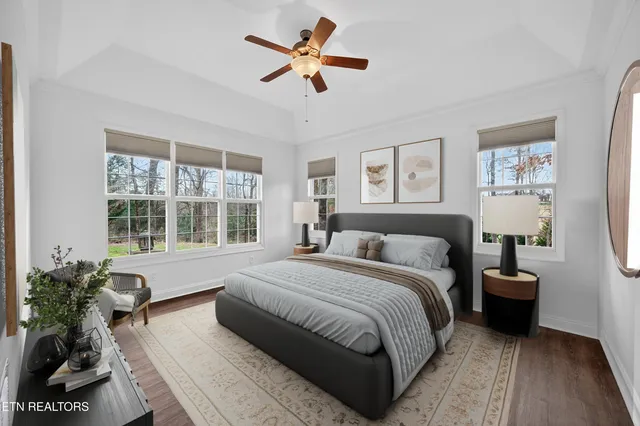 $749,900 | 110 St James Lane, Clinton, TN 37716