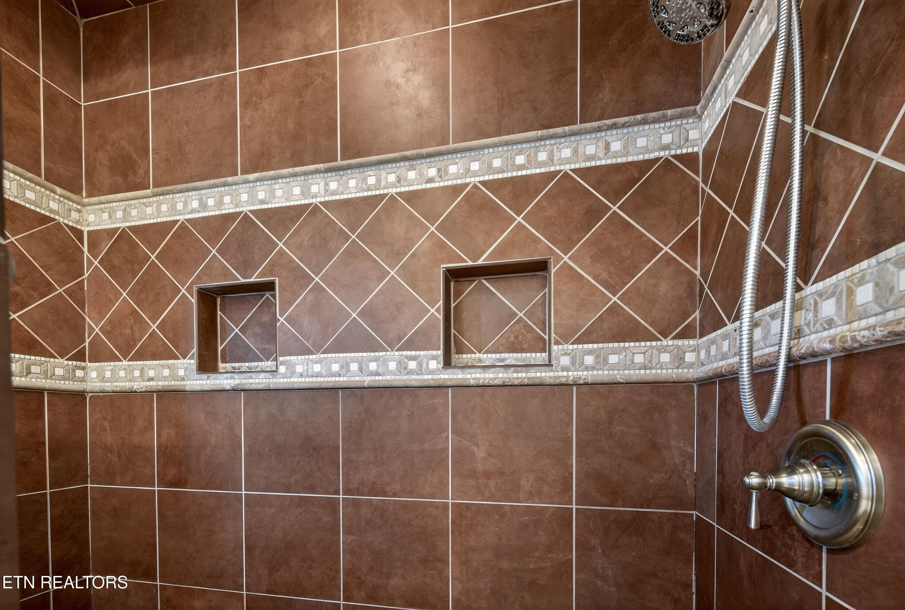 110 St James Lane Clinton, TN 37716 - Photo 32 of 60 Walk-in tiled shower