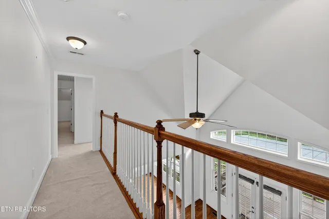 $749,900 | 110 St James Lane, Clinton, TN 37716