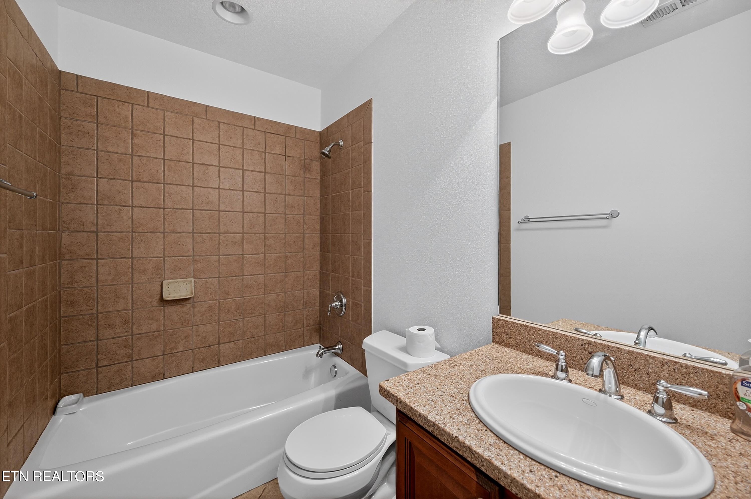 110 St James Lane Clinton, TN 37716 - Photo 38 of 60 Hall full bath upstairs