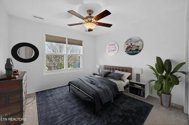 $749,900 | 110 St James Lane, Clinton, TN 37716