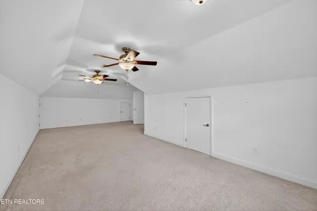 $749,900 | 110 St James Lane, Clinton, TN 37716