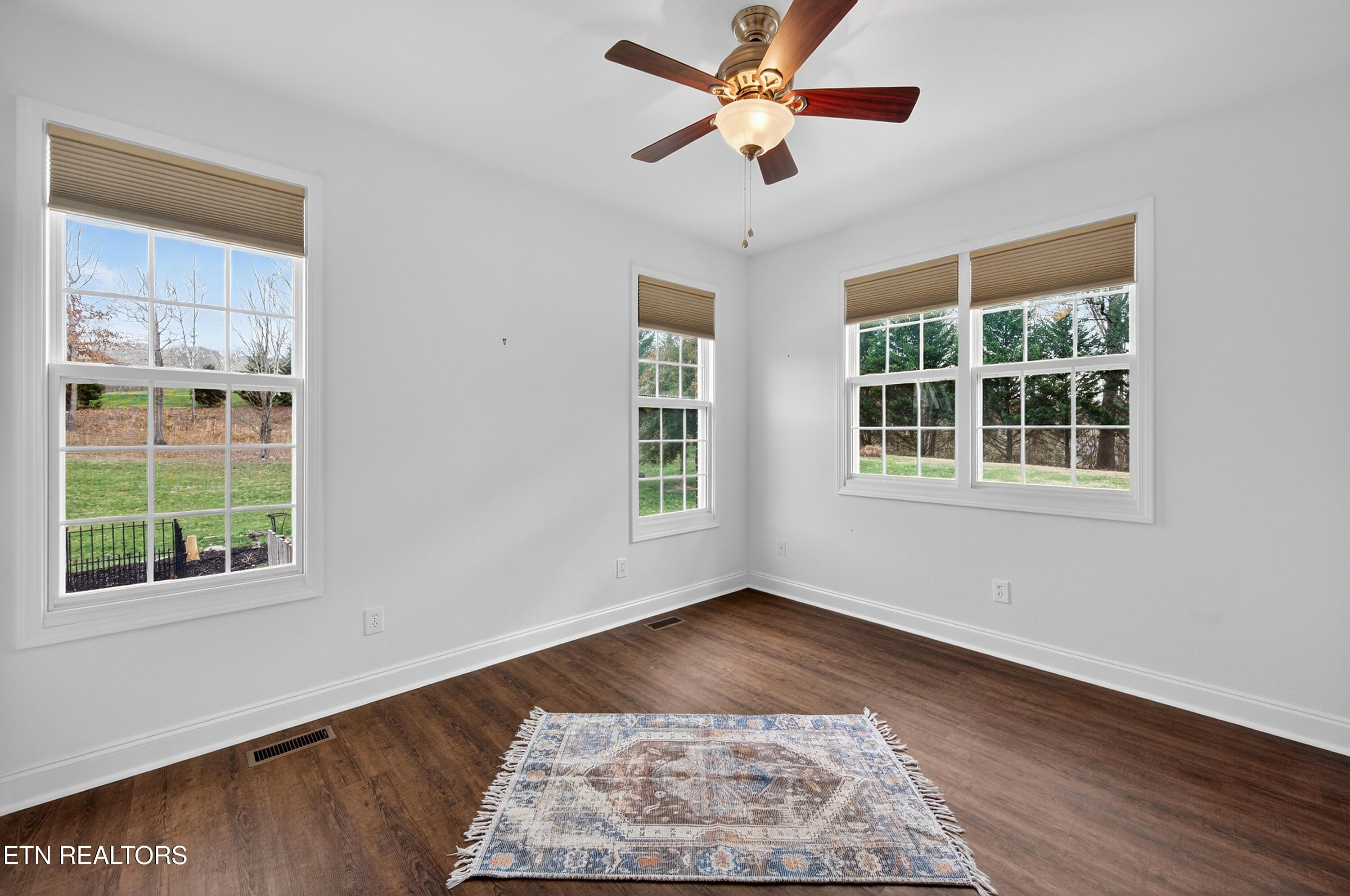 110 St James Lane Clinton, TN 37716 - Photo 54 of 60 Make it your own!