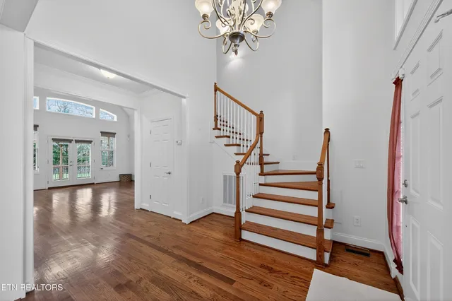 $749,900 | 110 St James Lane, Clinton, TN 37716