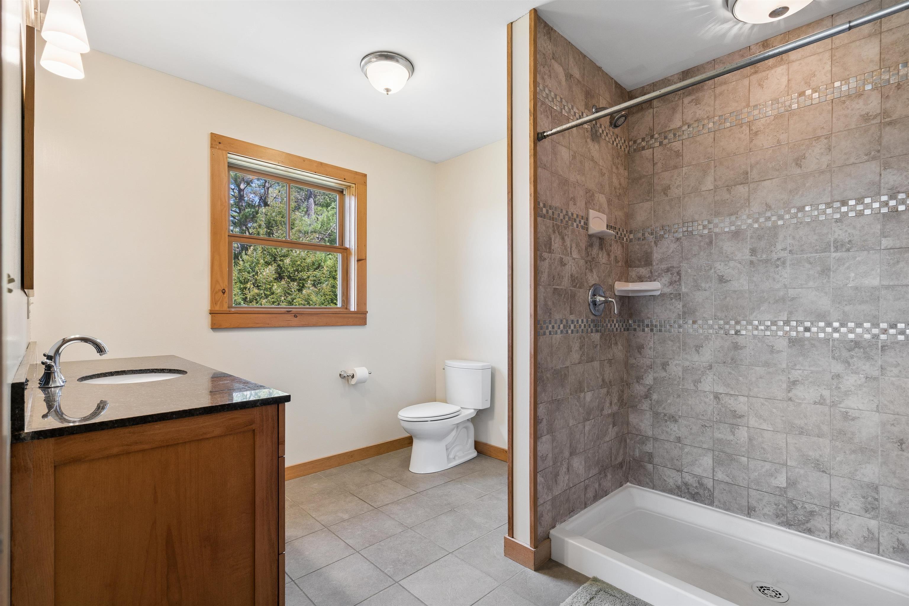 3673 Fish Hill Road Randolph, VT 05060 - Photo 22 of 36