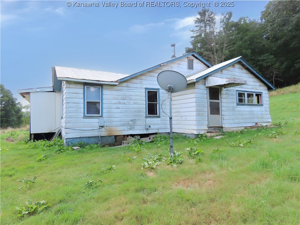 1444 Hominy Creek Road Mount Nebo, WV 26679 - Photo 11 of 19 Gallery Image 11
