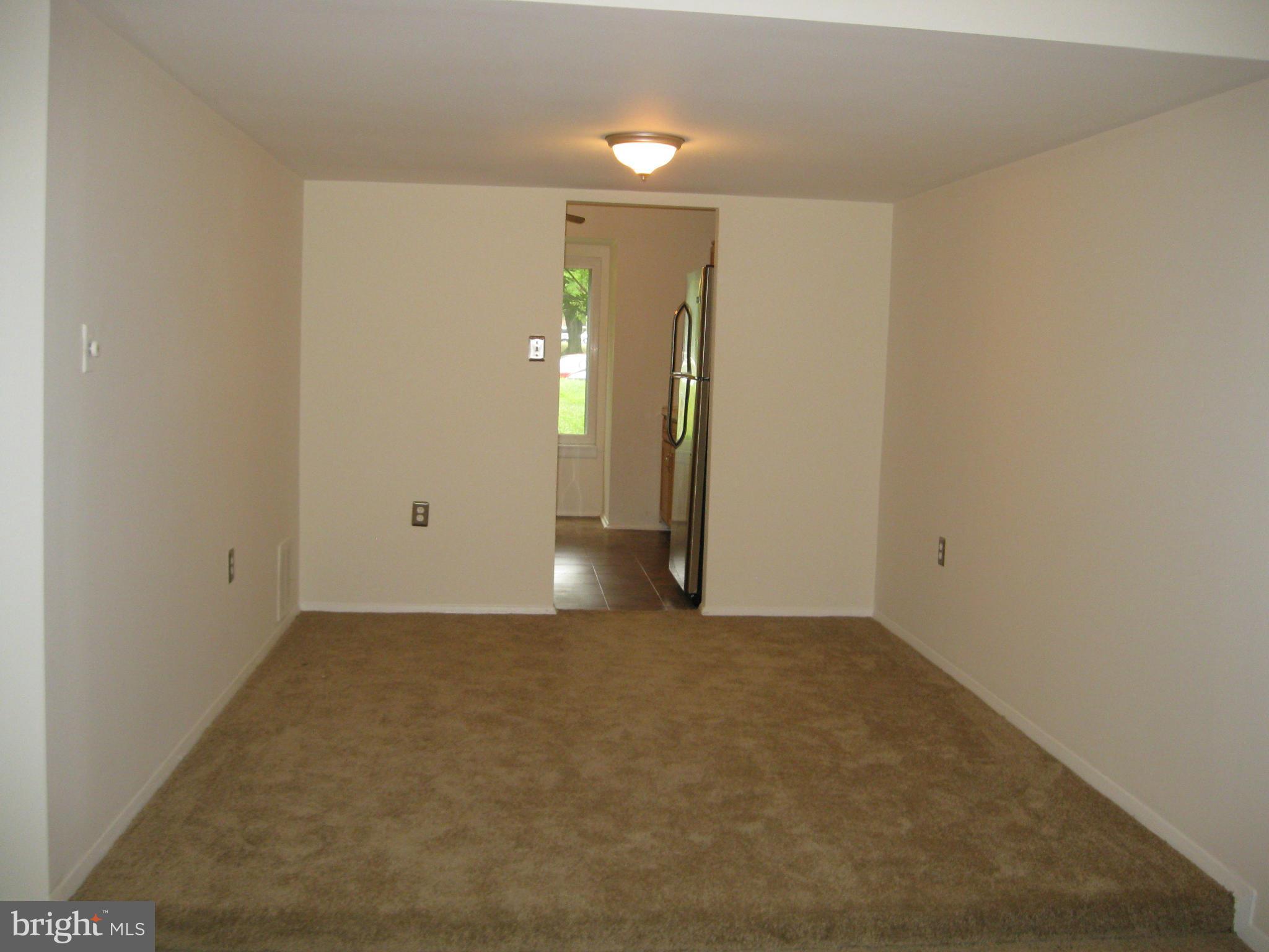 9451 Horizon Run Road, Unit 8E Gaithersburg, MD 20886 - Photo 14 of 30 Dining Room