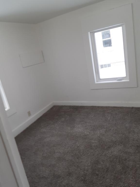 321 19th Street North Fargo, ND 58102 - Photo 12 of 17