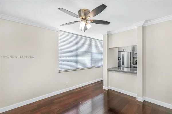 $2,000 | 9450 Live Oak Place, Unit 102, Davie, FL 33324