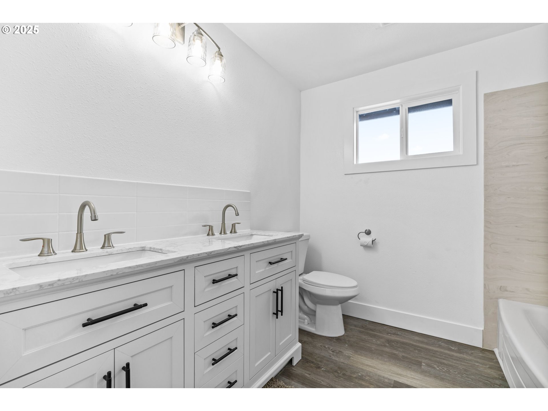 306 Broadway Street Springfield, OR 97477 - Photo 17 of 29