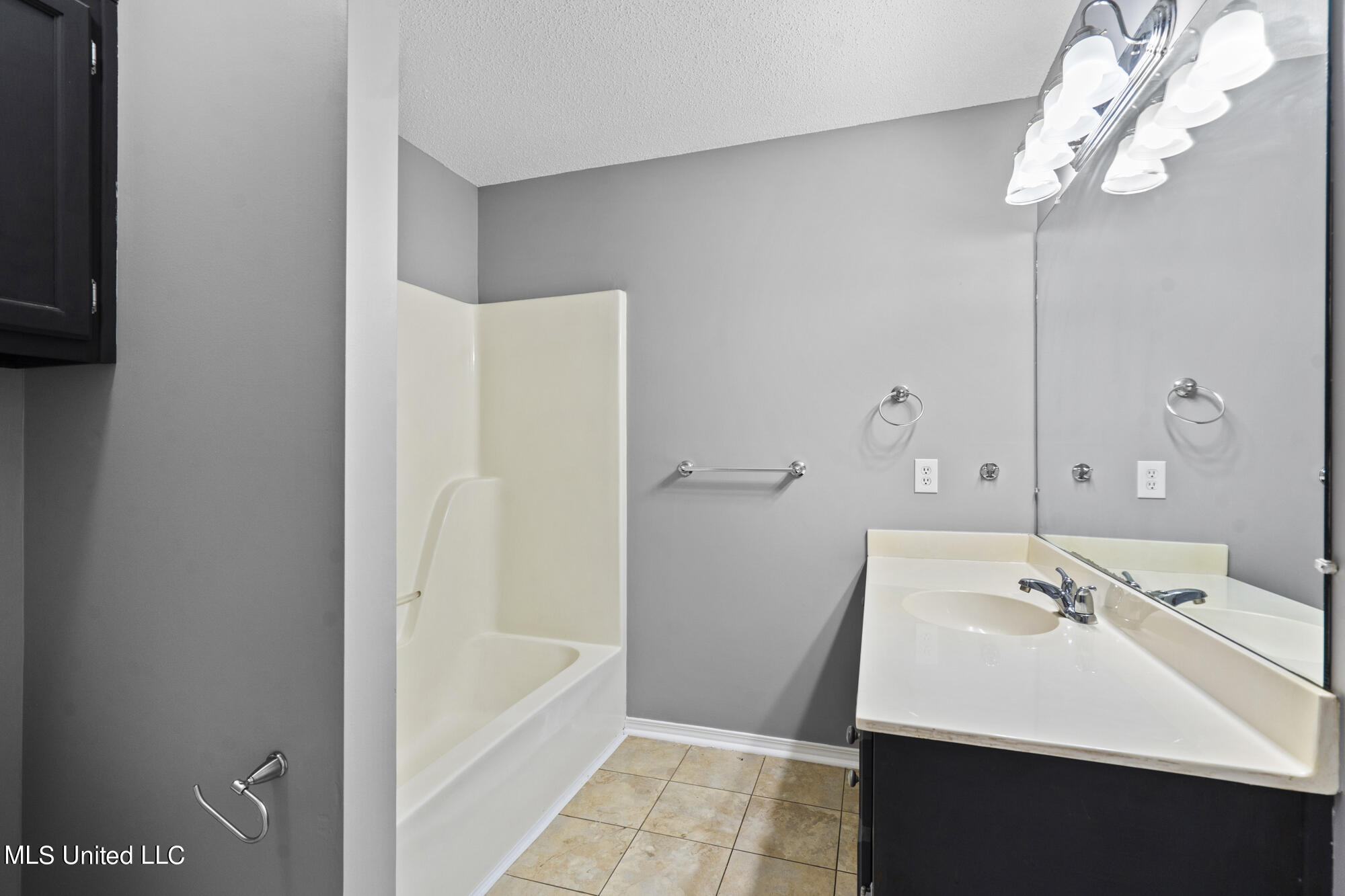 2392 Carter Road Biloxi, MS 39531 - Photo 16 of 21 ghubphoto_016