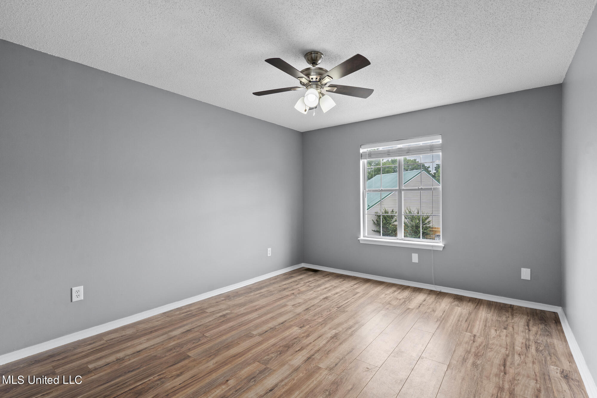2392 Carter Road Biloxi, MS 39531 - Photo 17 of 21 ghubphoto_017