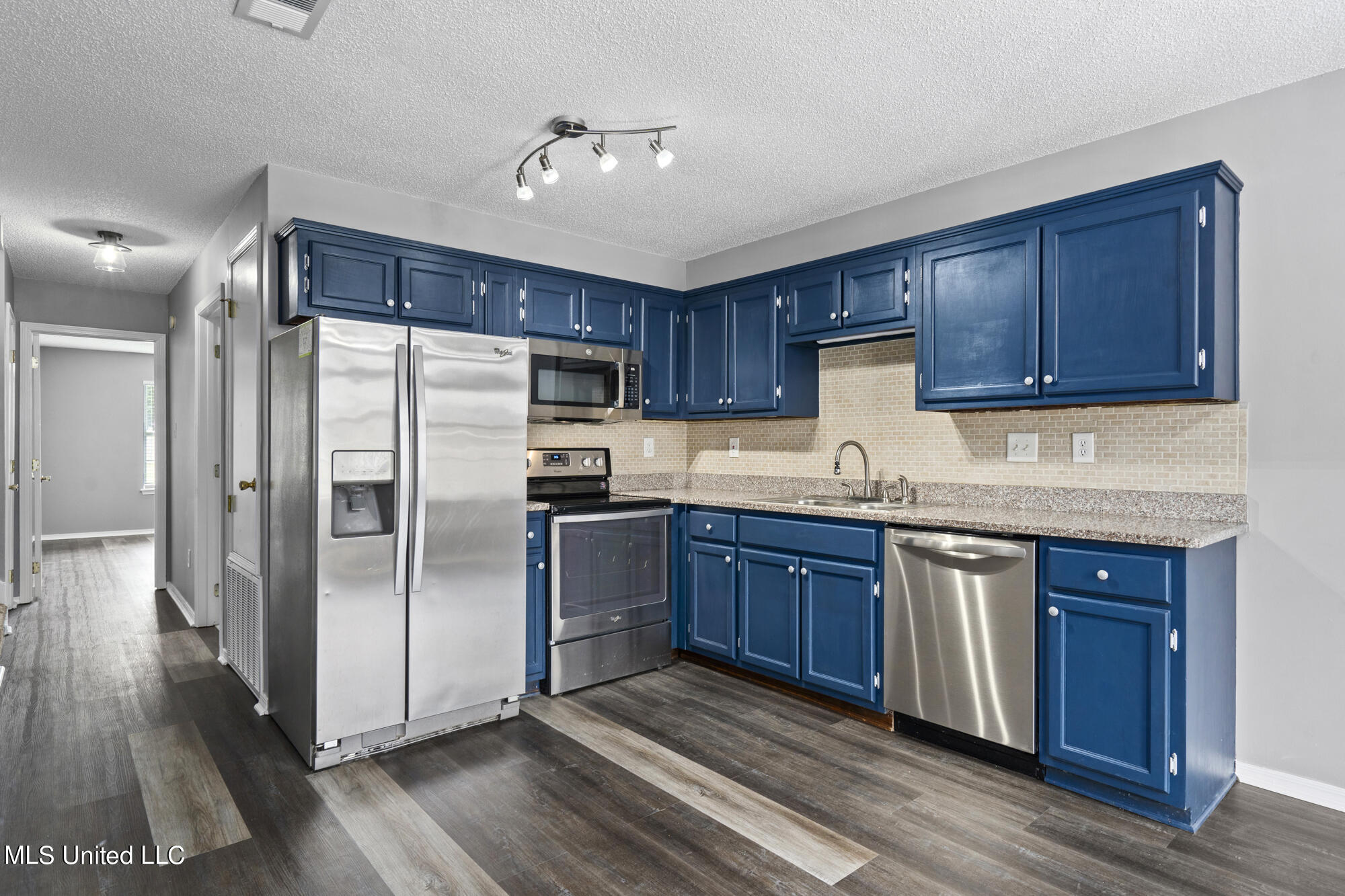 2392 Carter Road Biloxi, MS 39531 - Photo 7 of 21 ghubphoto_007