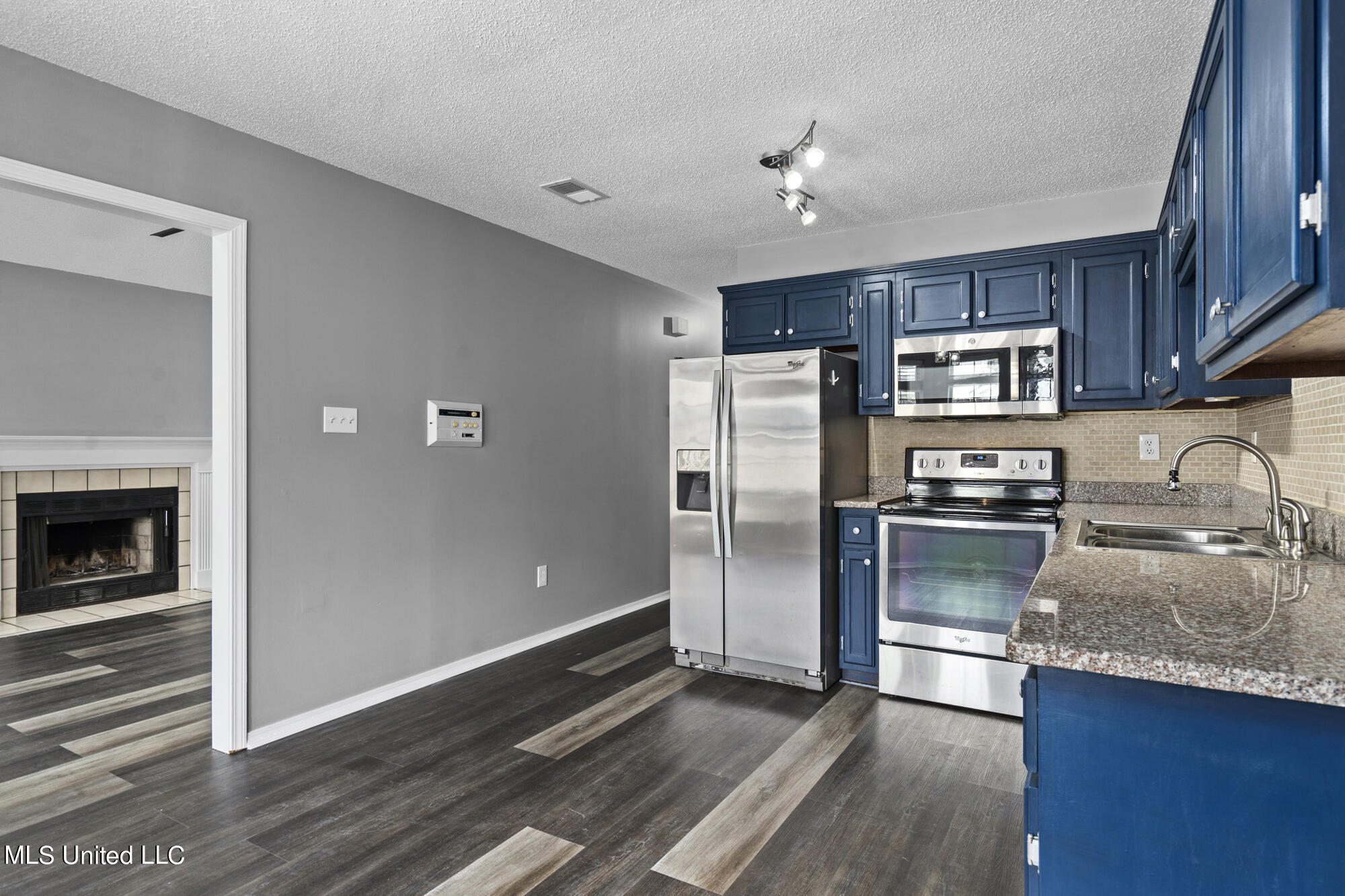 2392 Carter Road Biloxi, MS 39531 - Photo 8 of 21 ghubphoto_008