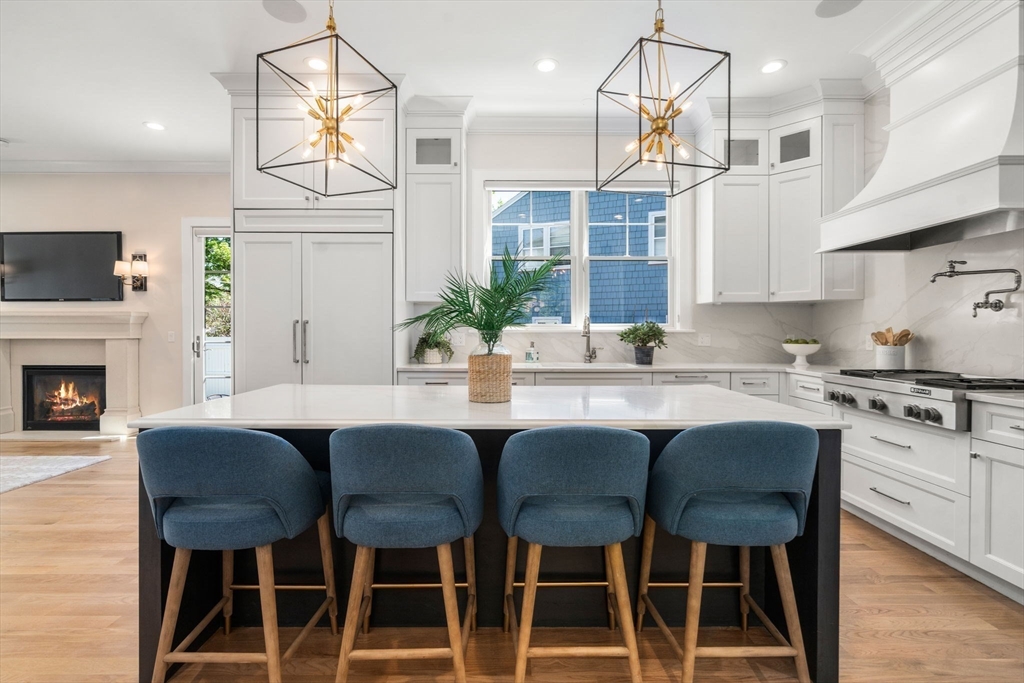 10 Spiers Road Newton, MA 02459 - Photo 8 of 40