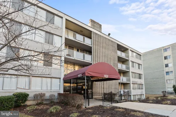 $165,000 | 1832 Metzerott Road, Unit 303, Adelphi, MD 20783