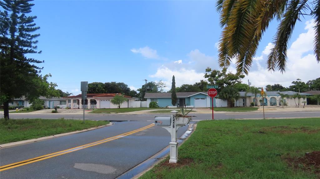 2459 Rutland Lane Clearwater, FL 33763 - Photo 28 of 29 Gallery Image 28