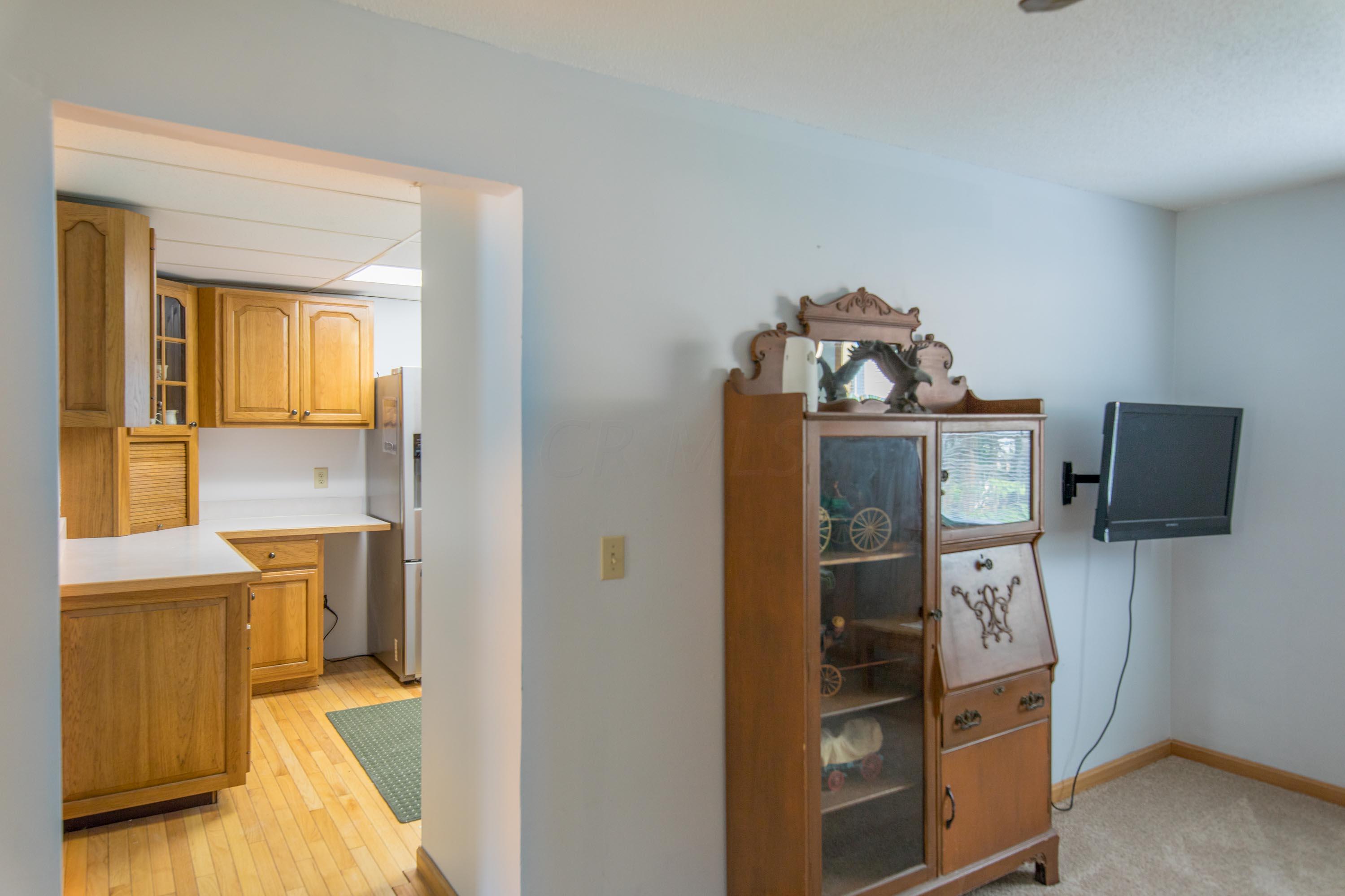 7156 Summit Road Southwest Pataskala, OH 43068 - Photo 8 of 59
