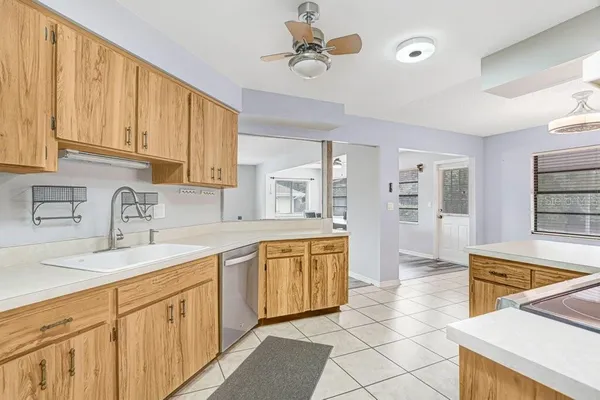 $275,000 | 1807 New Bedford Drive, Sun City Center, FL 33573