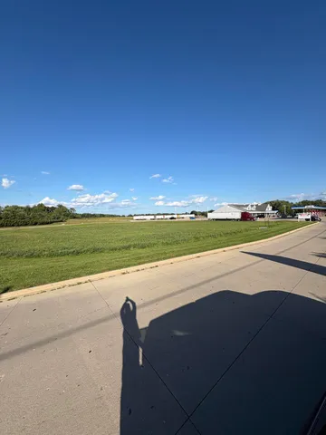 $1,395,000 | Lt1 Lt1 South Road, Genoa City, WI 53128