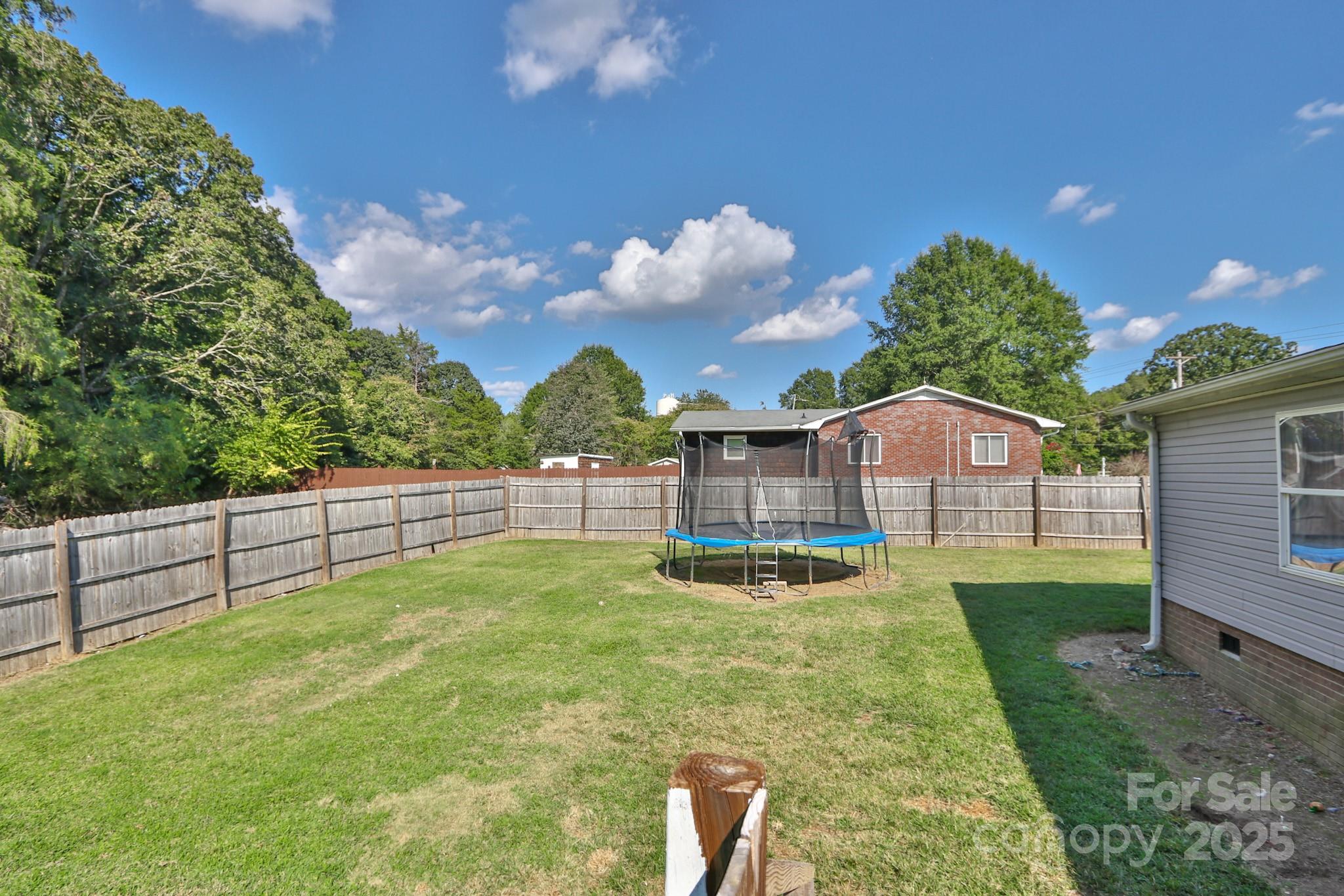 112 Courtney Road Mocksville, NC 27028 - Photo 2 of 31