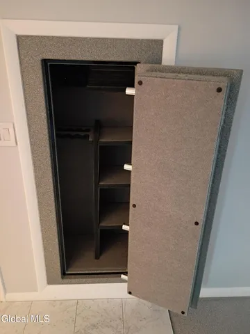 $409,900 | 15 Maywood Drive, Glenville, NY 12302