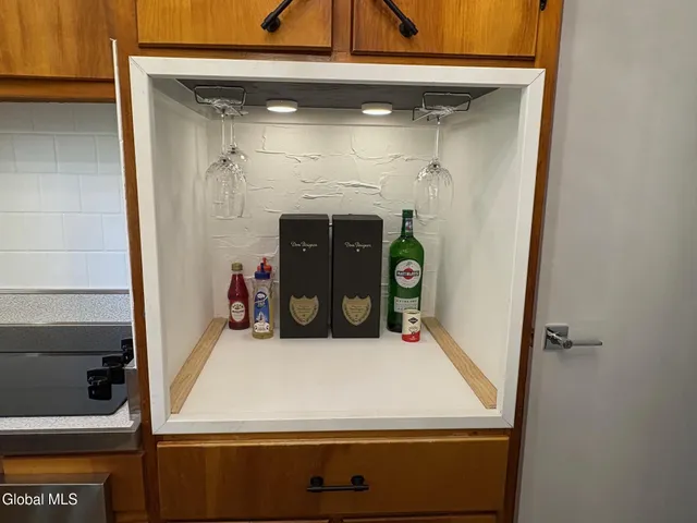 $409,900 | 15 Maywood Drive, Glenville, NY 12302