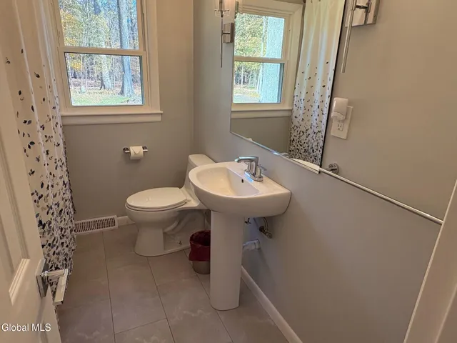 $409,900 | 15 Maywood Drive, Glenville, NY 12302