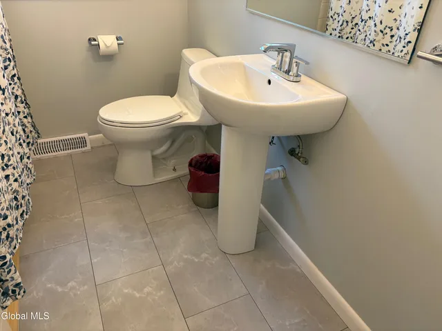 $409,900 | 15 Maywood Drive, Glenville, NY 12302