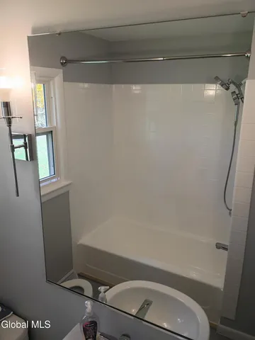 $409,900 | 15 Maywood Drive, Glenville, NY 12302