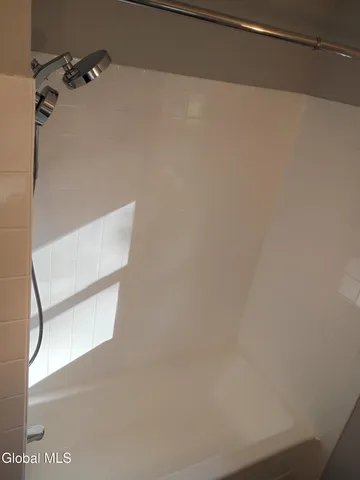 $409,900 | 15 Maywood Drive, Glenville, NY 12302