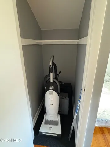 $409,900 | 15 Maywood Drive, Glenville, NY 12302