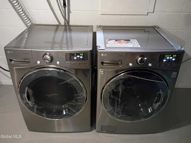 $409,900 | 15 Maywood Drive, Glenville, NY 12302